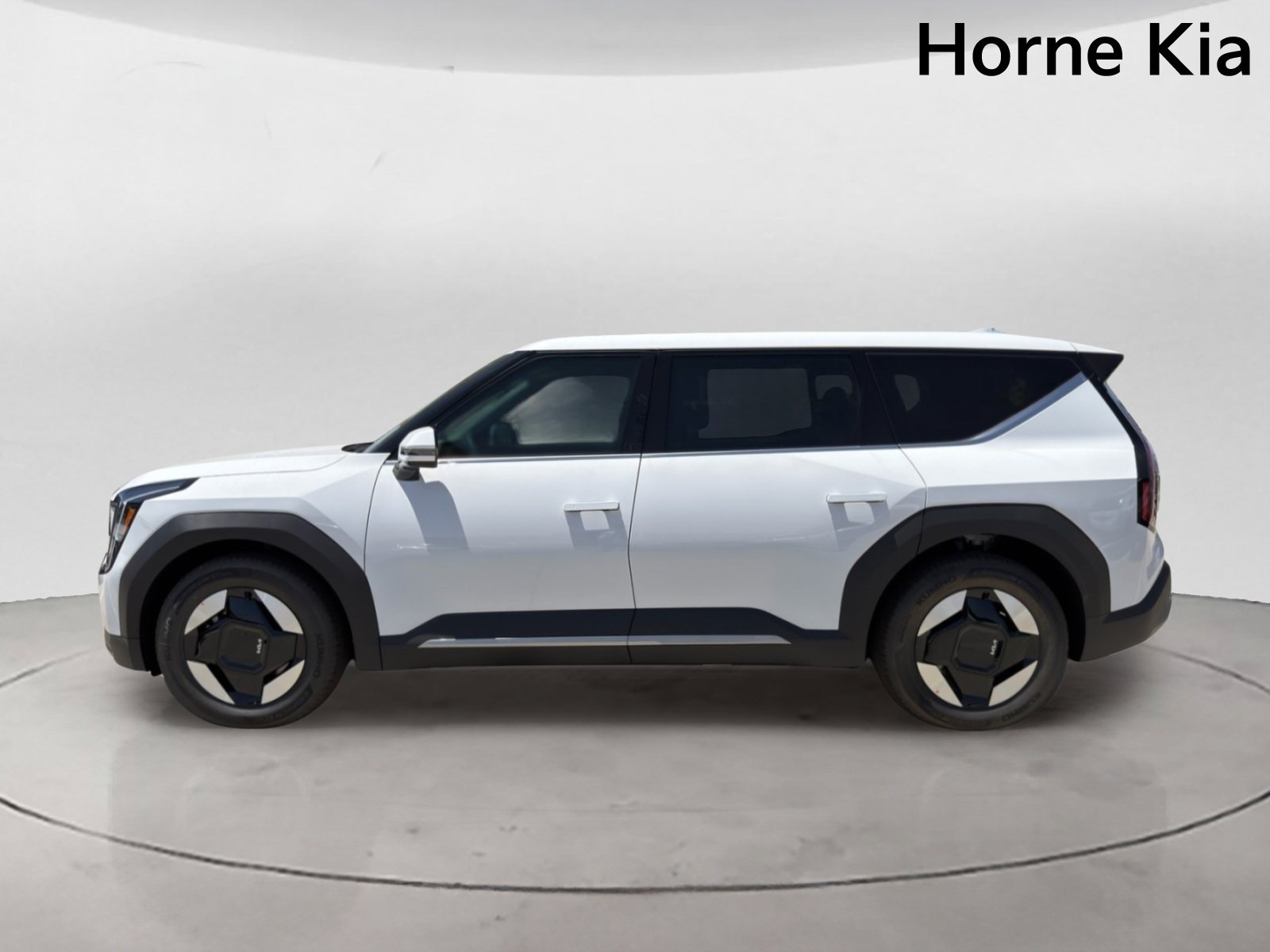 New 2026 Kia EV9 Light RWD image 6