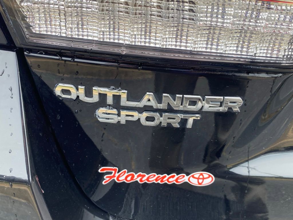 Used 2020 Mitsubishi Outlander Sport SE AWD/4WD image 14