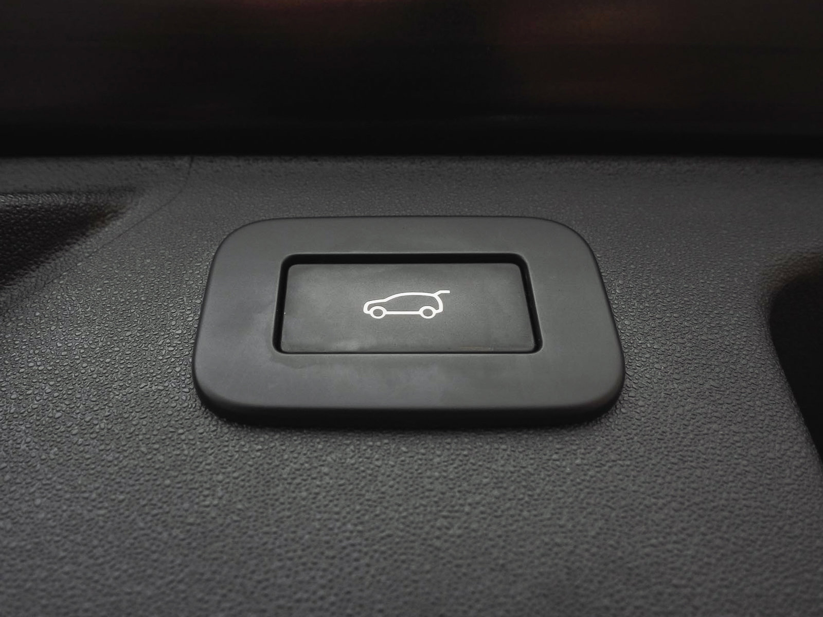 Used 2023 Land Rover Discovery Sport S R-Dynamic image 52