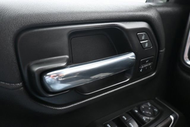 Used 2020 Chevrolet Silverado 1500 LTZ w/ LTZ Premium Package image 44
