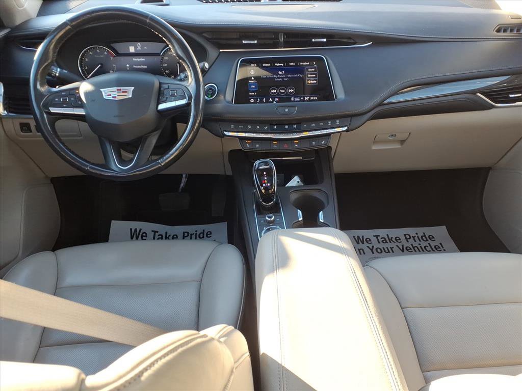 Certified 2023 Cadillac XT4 Premium Luxury image 19