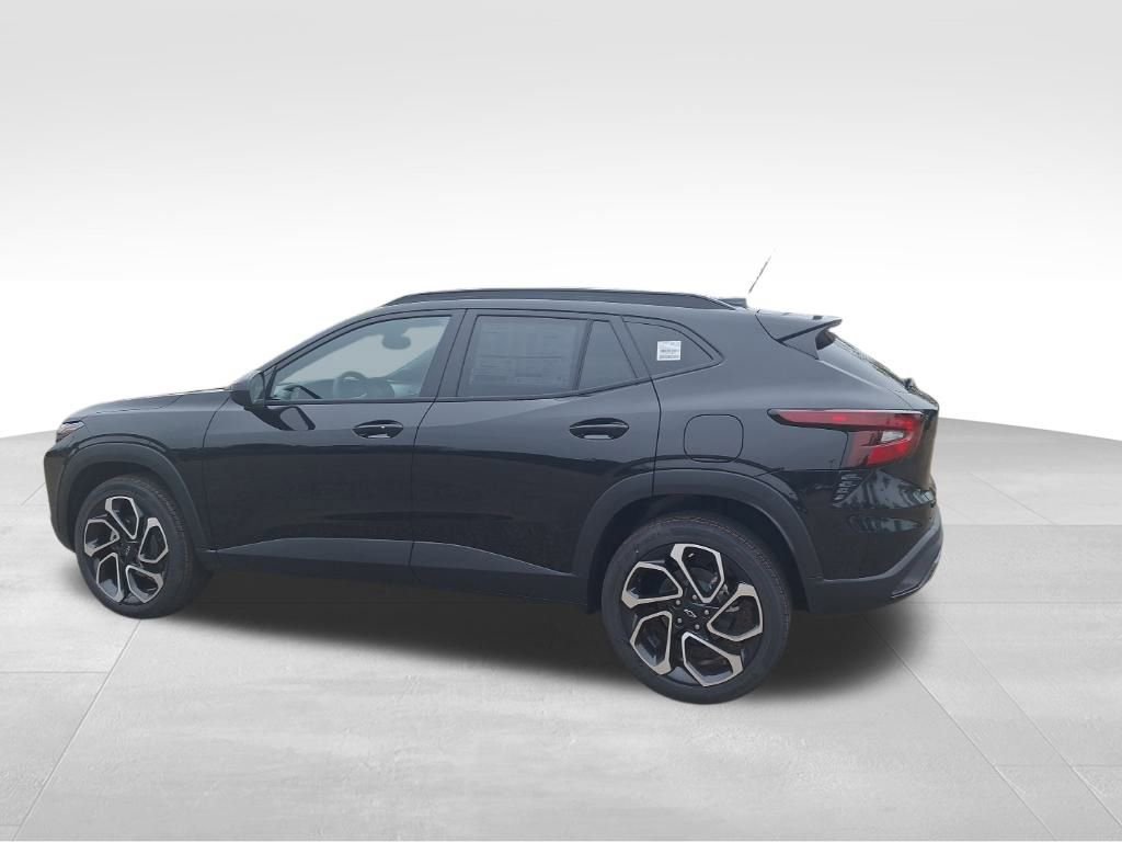 New 2026 Chevrolet Trax RS w/ Driver Confidence Package image 16