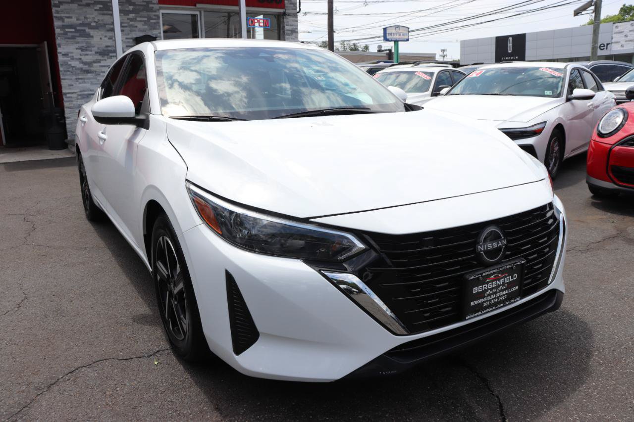 Used 2024 Nissan Sentra SV FWD image 7