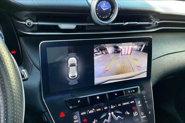 Used 2024 Maserati Grecale GT image 21