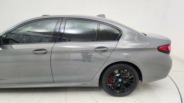 Used 2022 BMW 530e xDrive 530e iPerformance w/ Executive Package image 11