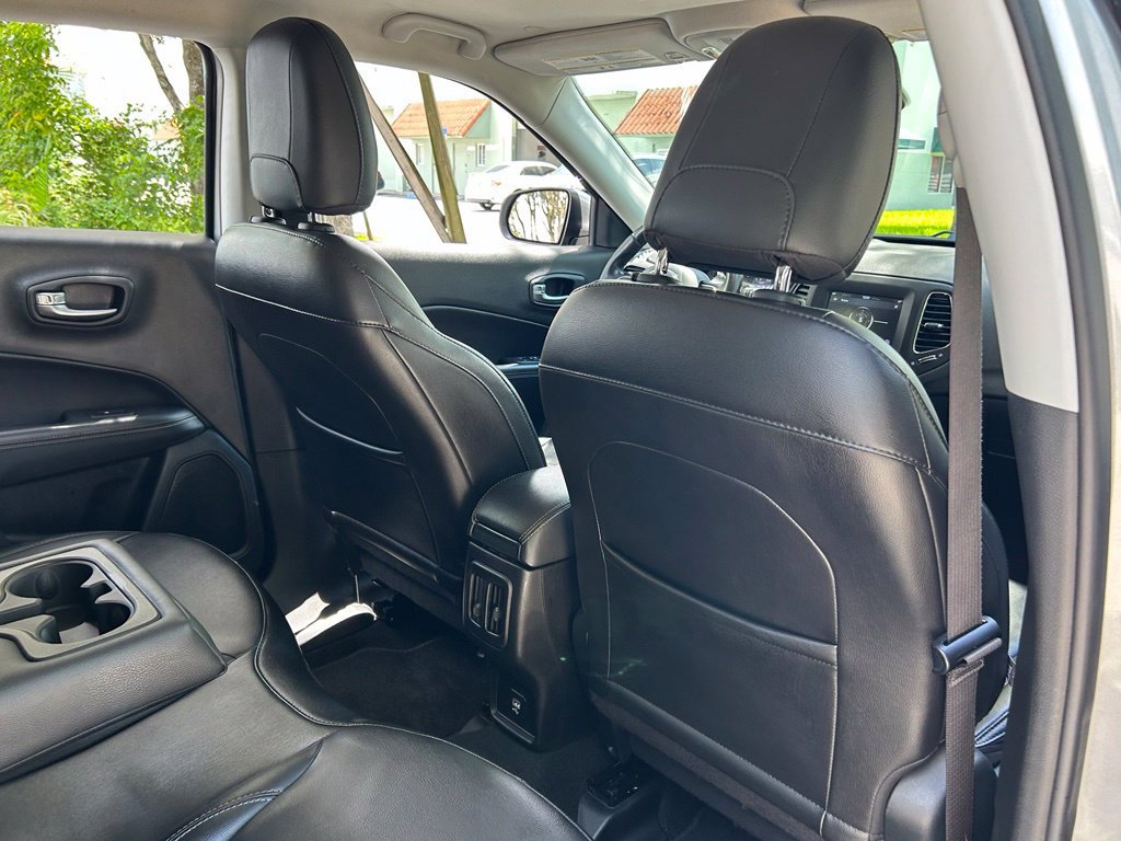 Certified 2020 Jeep Compass Latitude FWD image 42
