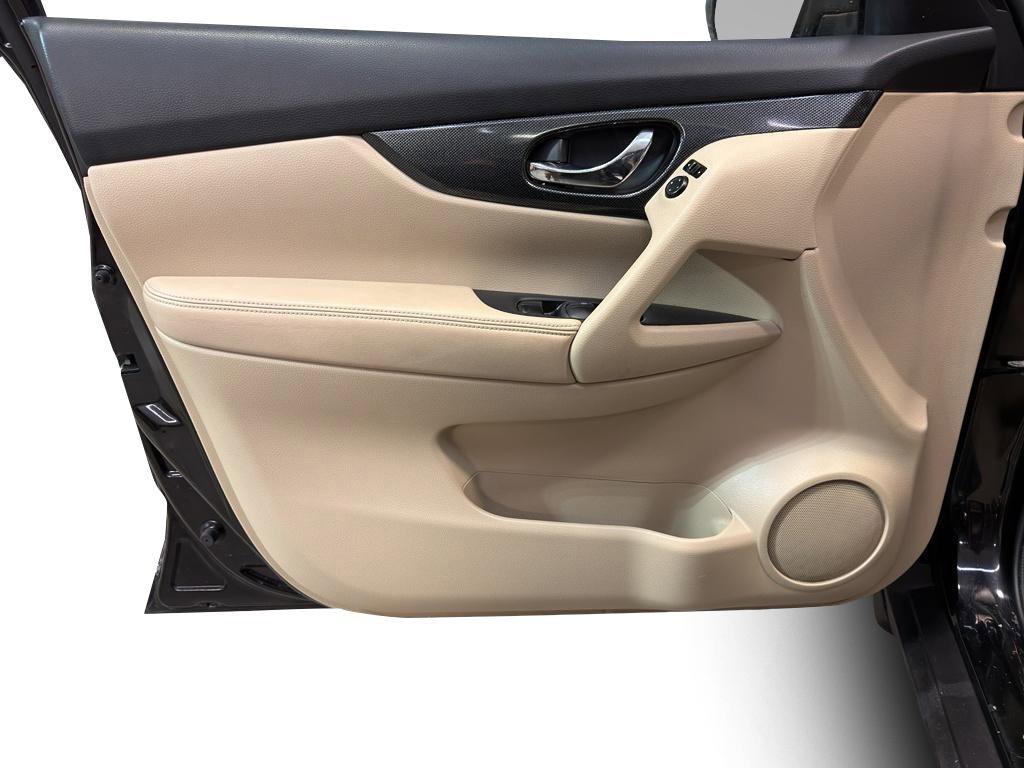 Used 2014 Nissan Rogue SL w/ SL Premium Package image 14