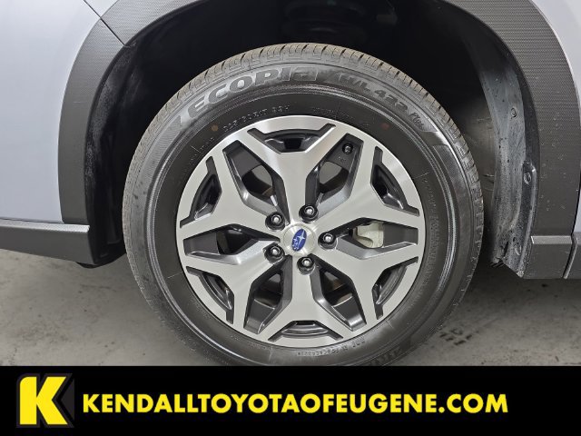 Used 2023 Subaru Forester Premium AWD/4WD image 9