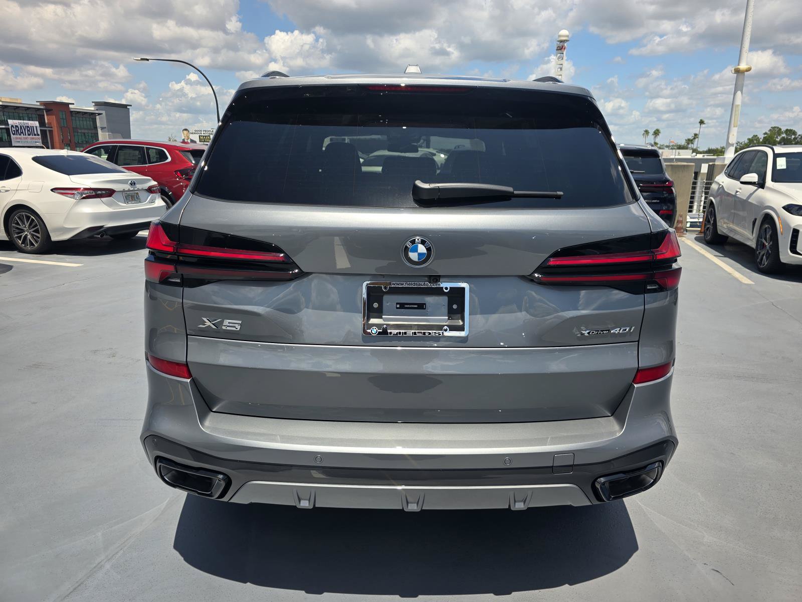 New 2026 BMW X5 xDrive40i w/ Executive Package AWD/4WD image 3