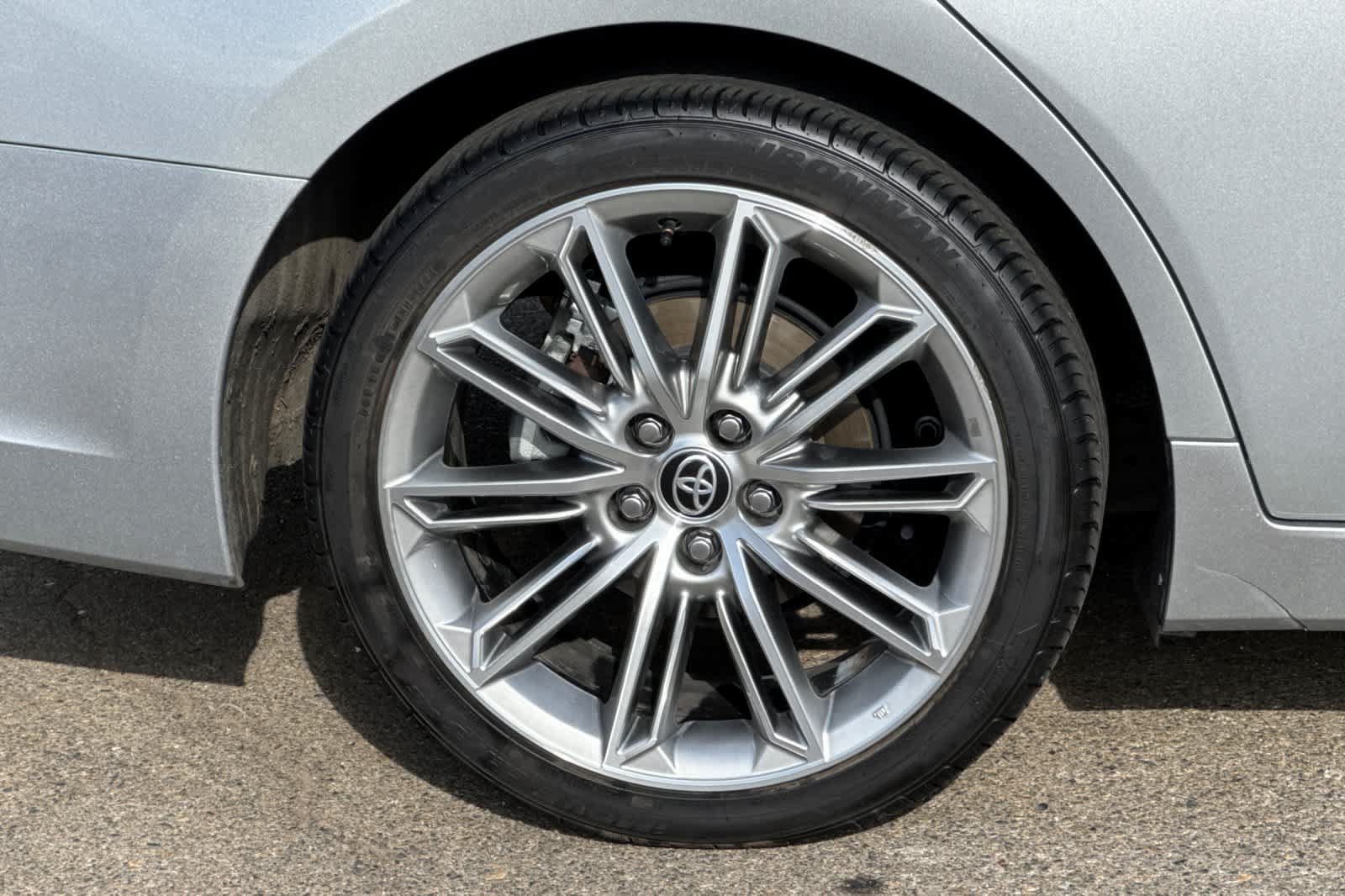 Used 2021 Toyota Avalon Limited w/ Advanced Safety Package FWD image 20