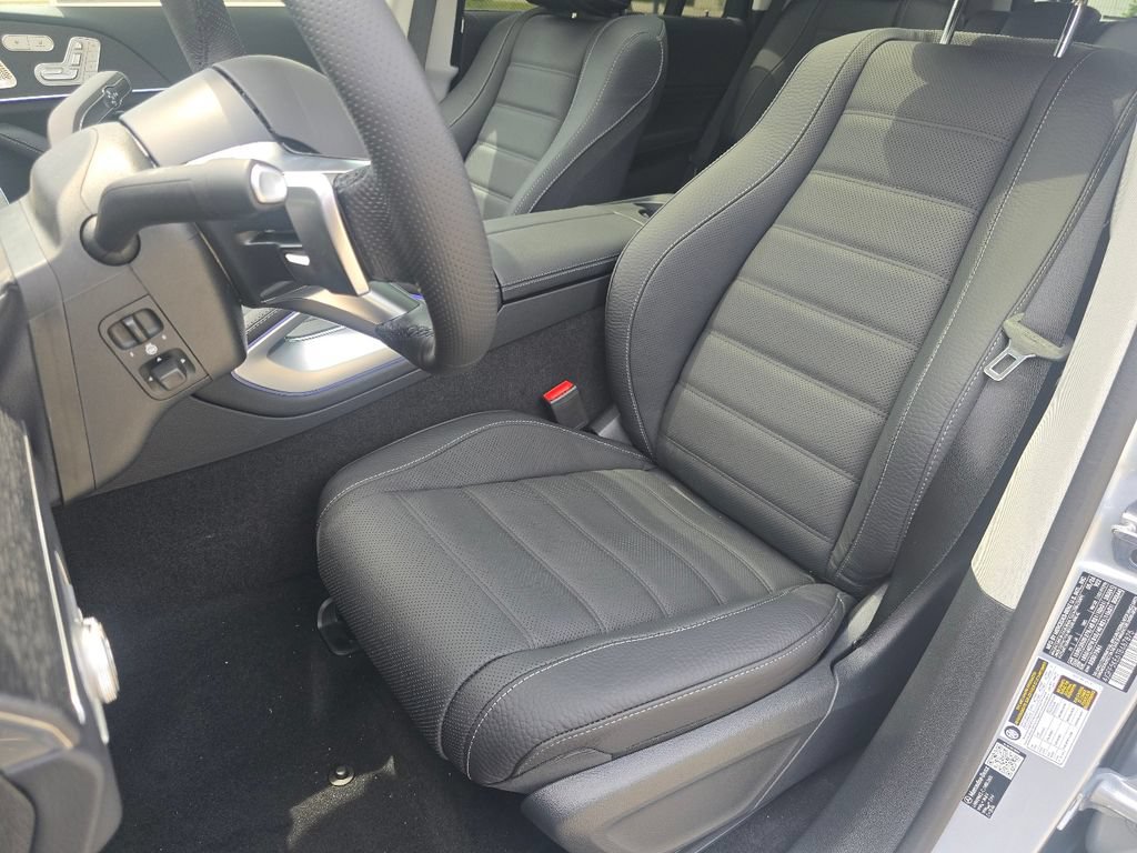New 2026 Mercedes-Benz GLS 450 4MATIC image 25
