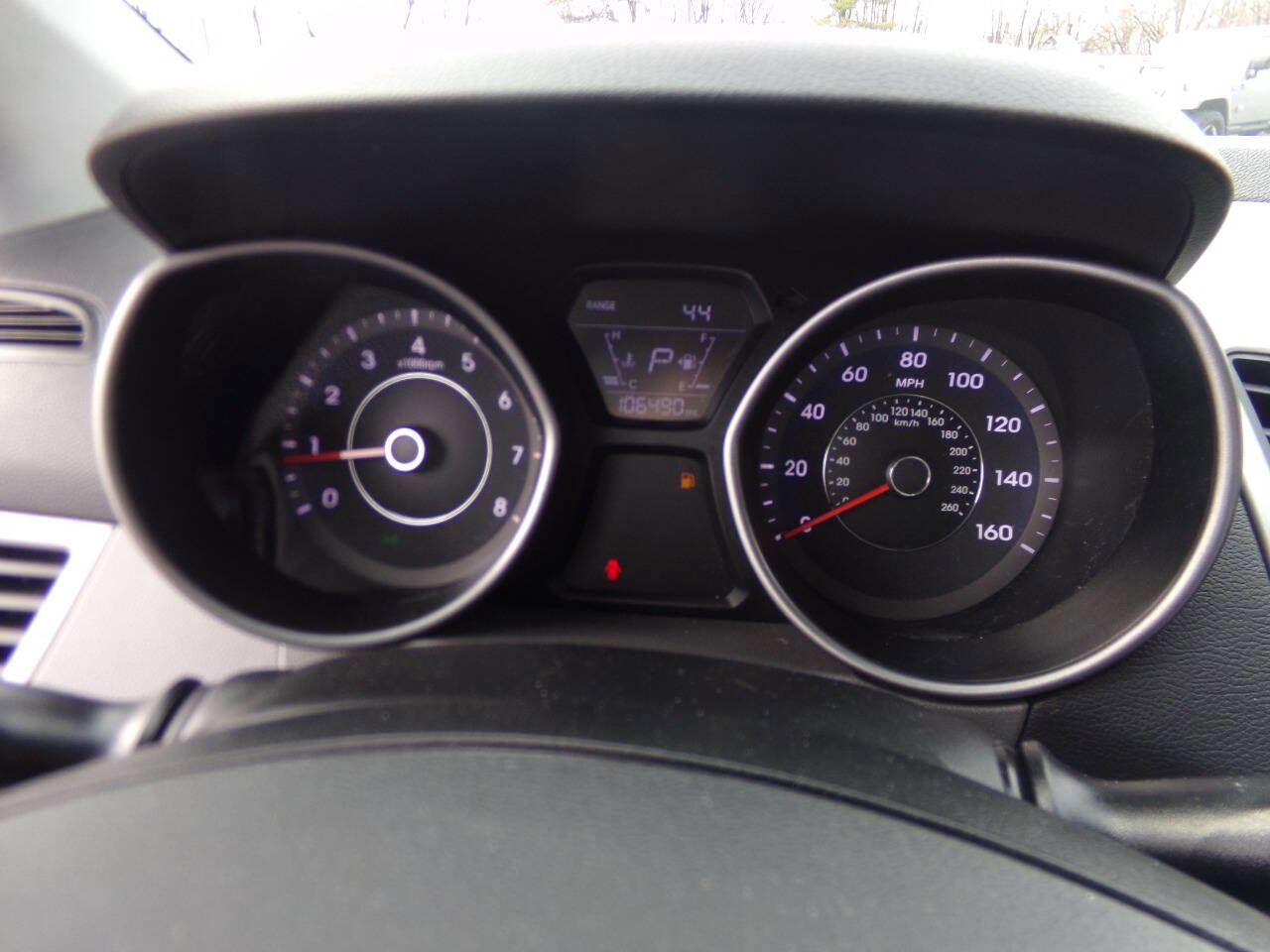 Used 2014 Hyundai Elantra SE FWD image 16