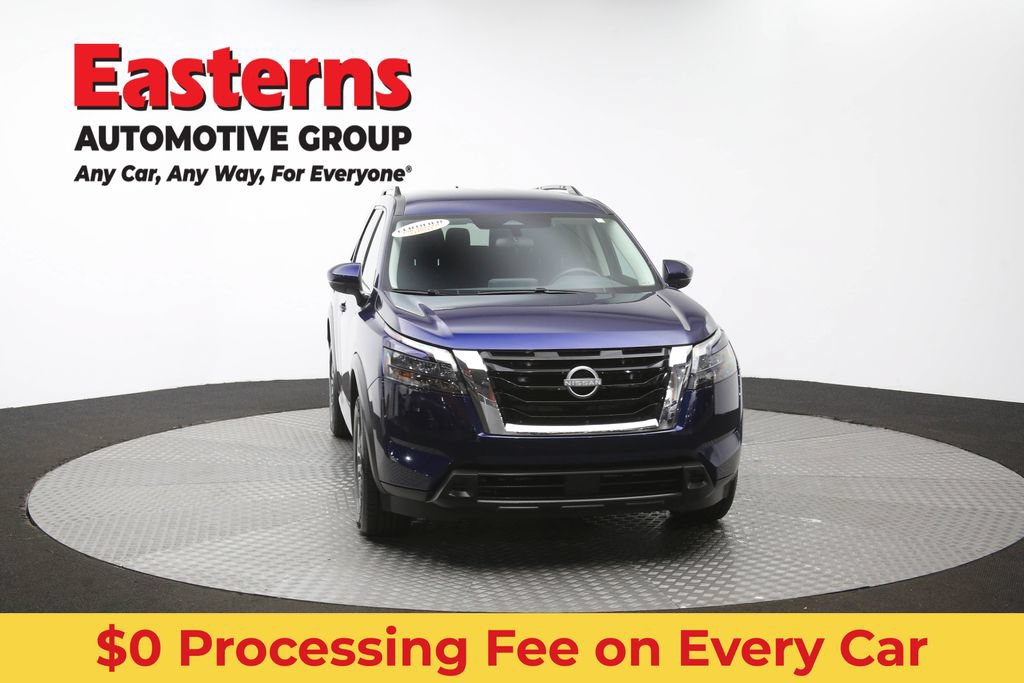 Used 2025 Nissan Pathfinder SV FWD image 51