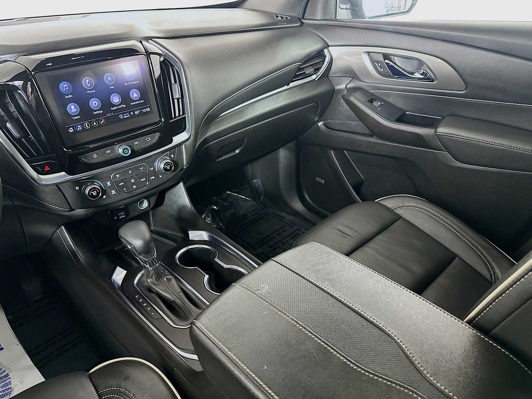 Used 2023 Chevrolet Traverse Premier w/ Redline Edition AWD/4WD image 25