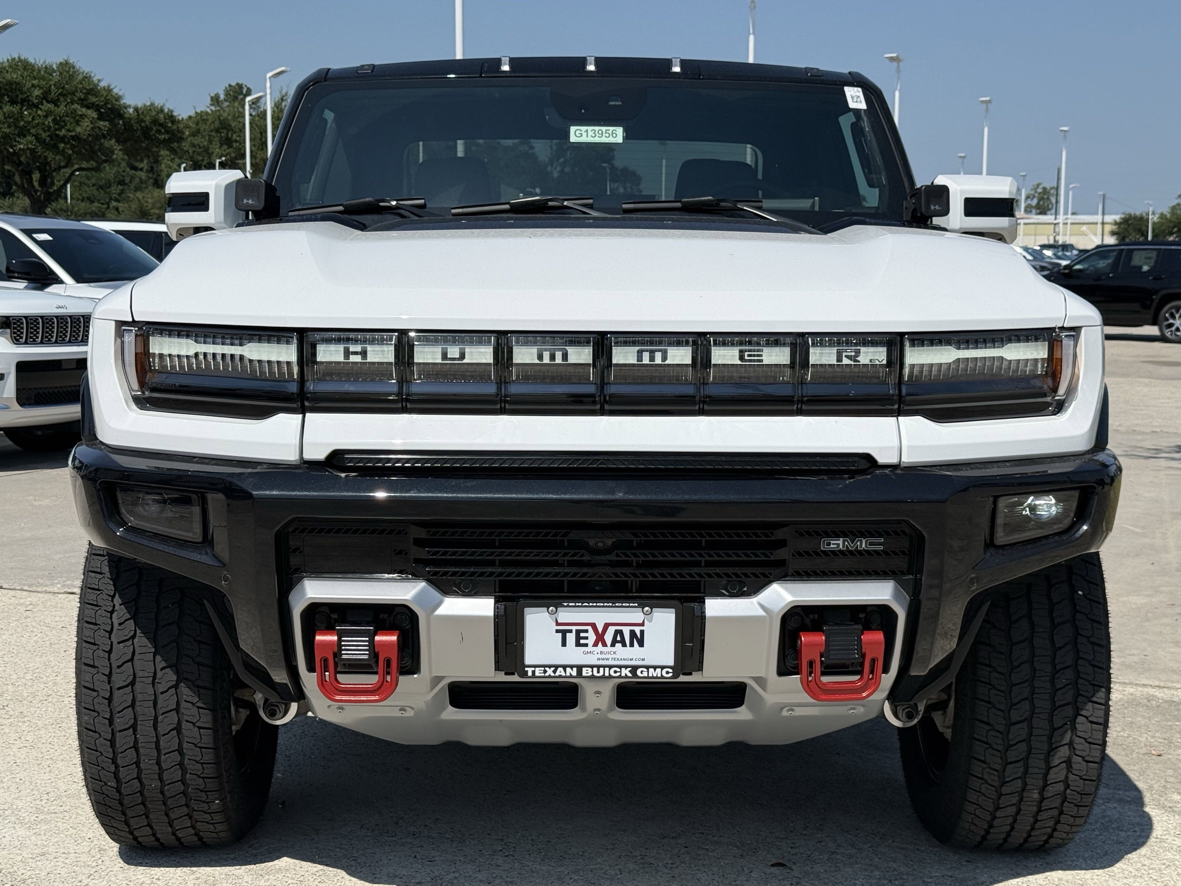 New 2025 GMC Hummer EV 2X w/ LPO, Illumination Package image 7