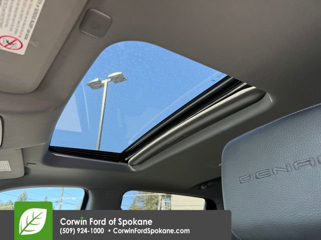 Used 2022 GMC Sierra 2500 Denali w/ Denali Black Diamond Edition image 39