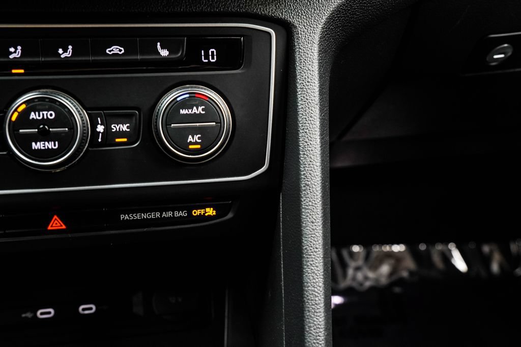Used 2021 Volkswagen Atlas SE FWD image 27