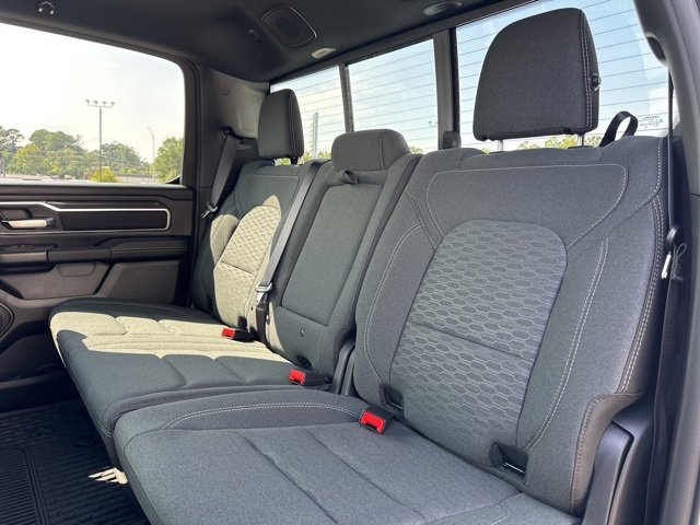 New 2026 RAM 1500 4x4 Crew Cab image 33