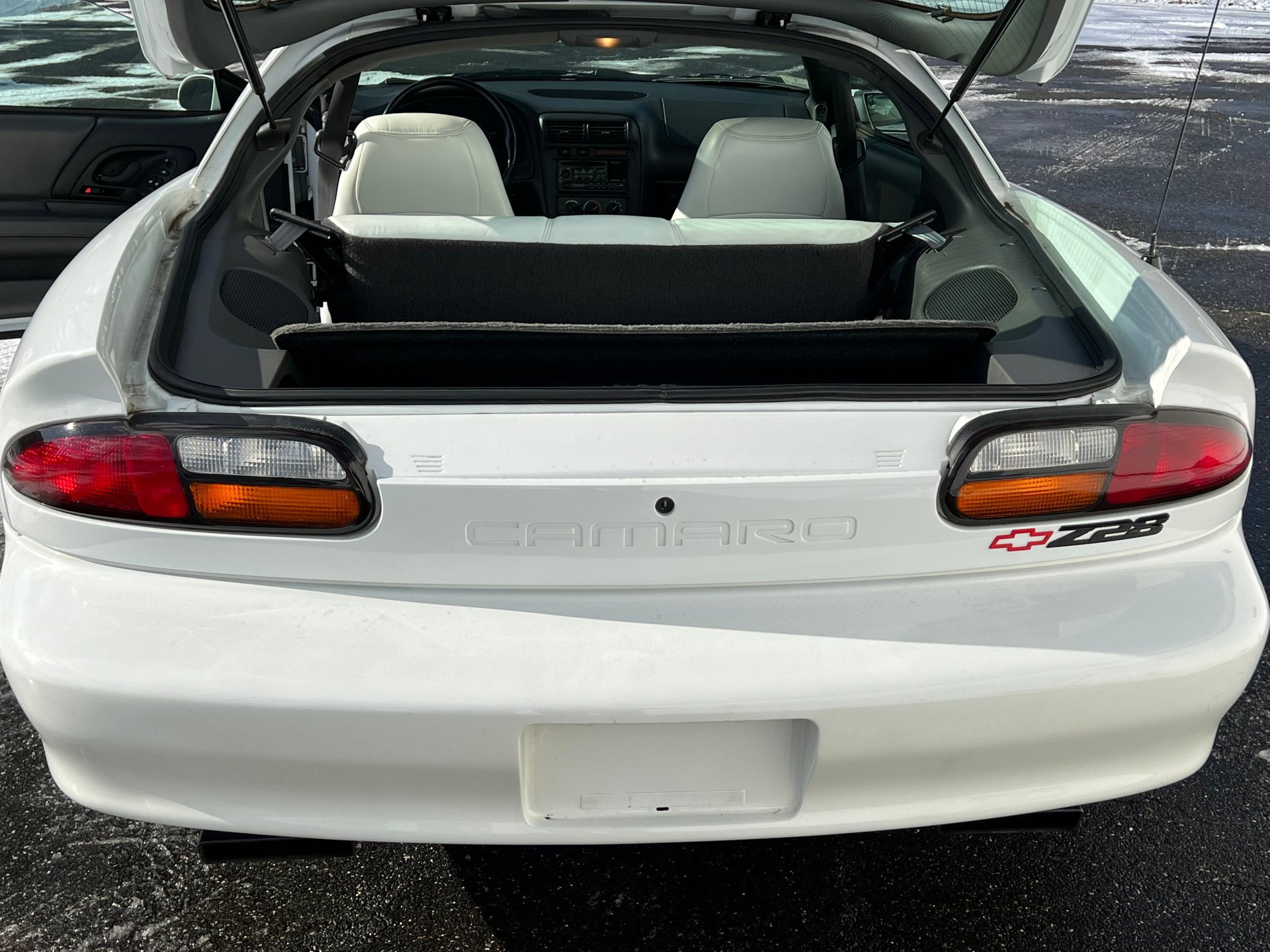 Used 1997 Chevrolet Camaro Z28 w/ Preferred Equipment Group 2 image 27
