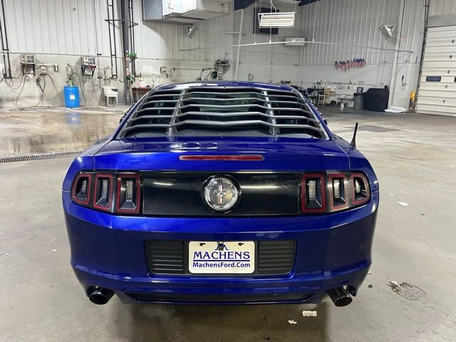 Used 2014 Ford Mustang Coupe image 5