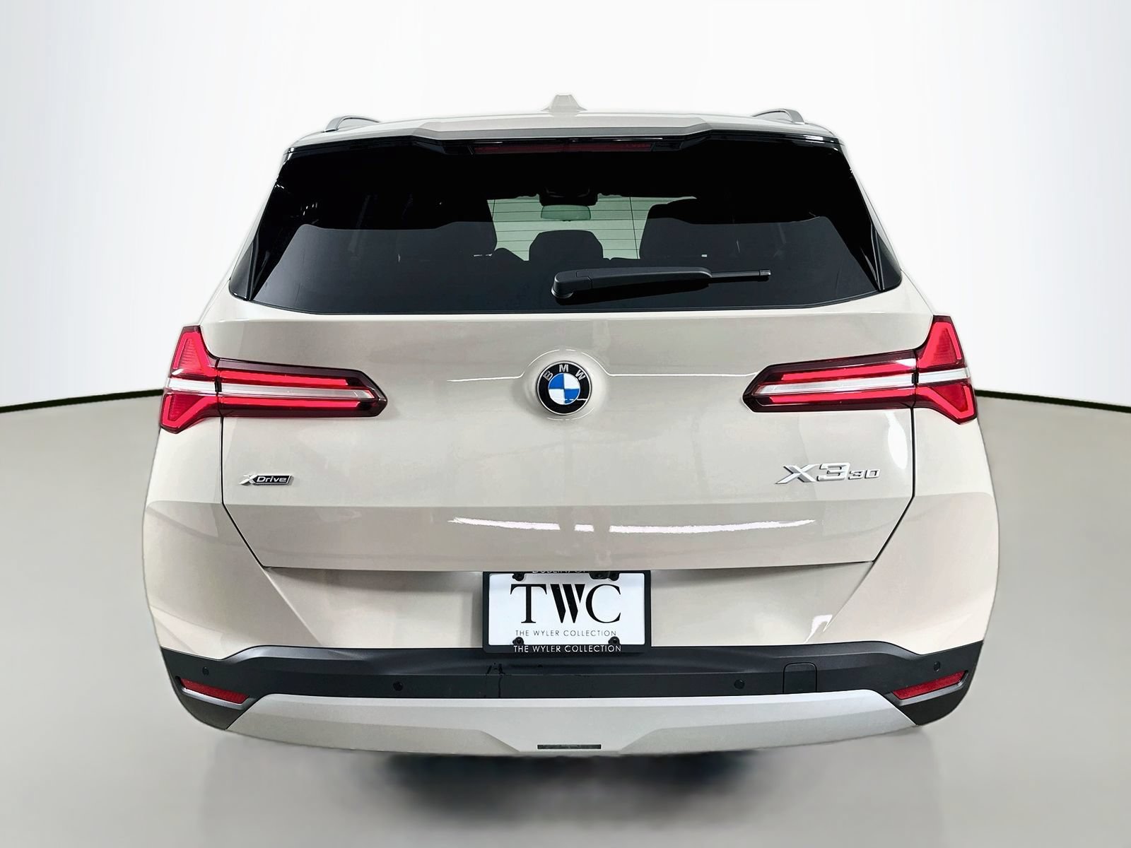 New 2026 BMW X3 xDrive30i w/ Premium Package AWD/4WD image 6