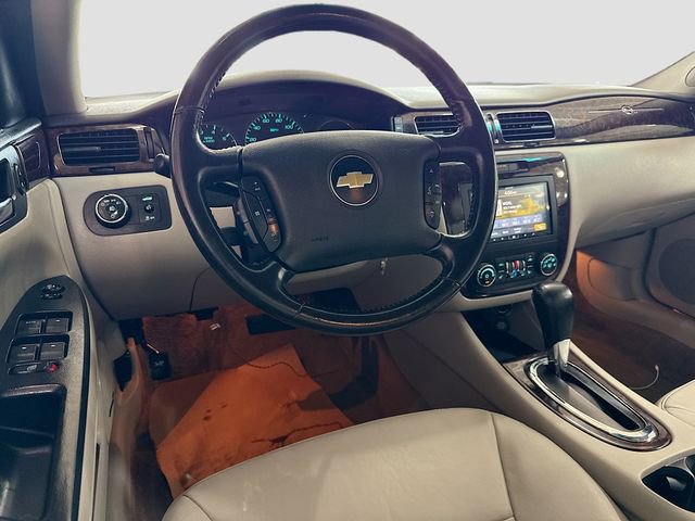 Used 2012 Chevrolet Impala LTZ FWD image 22