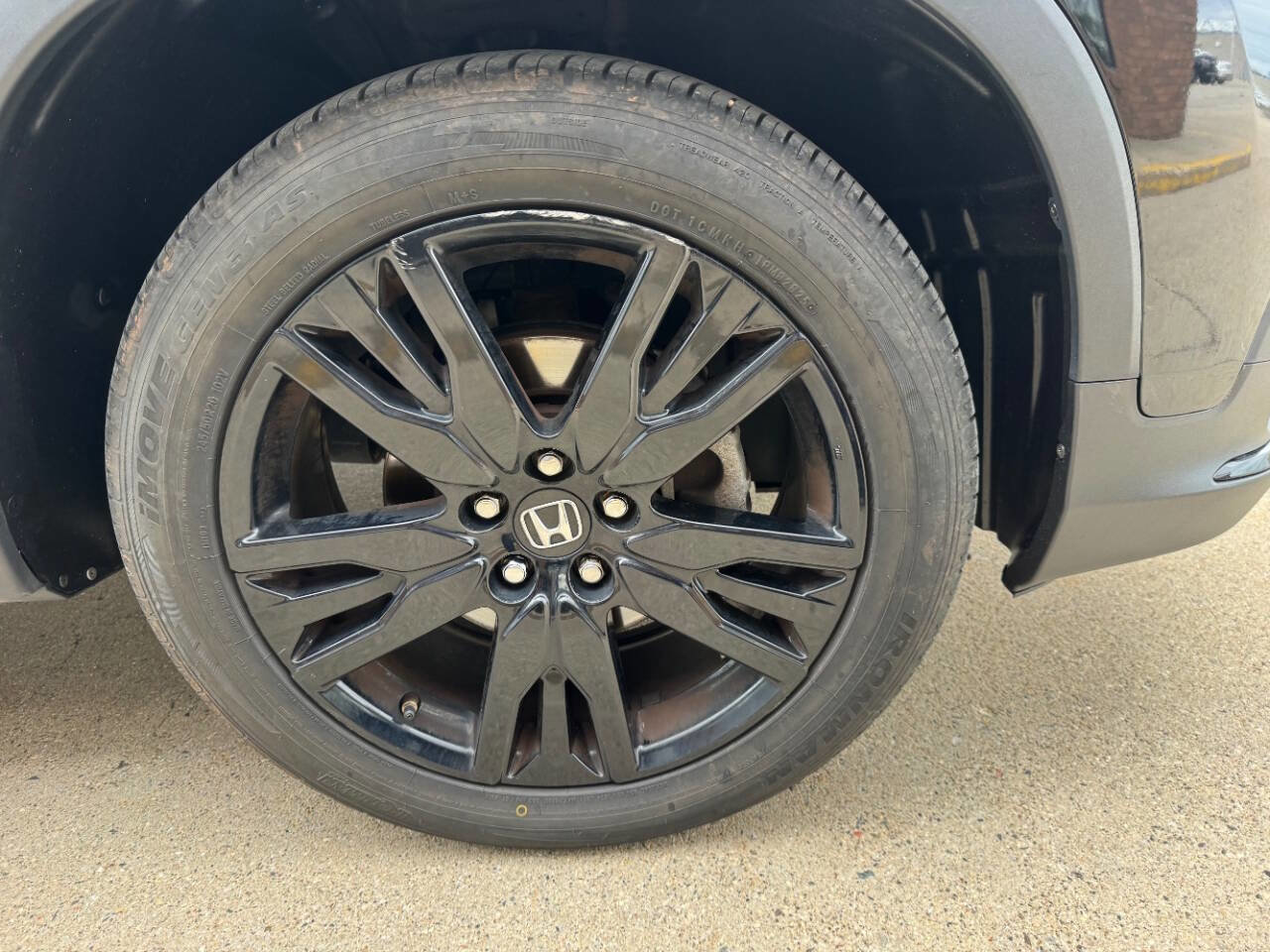 Used 2020 Honda Pilot Black Edition image 40