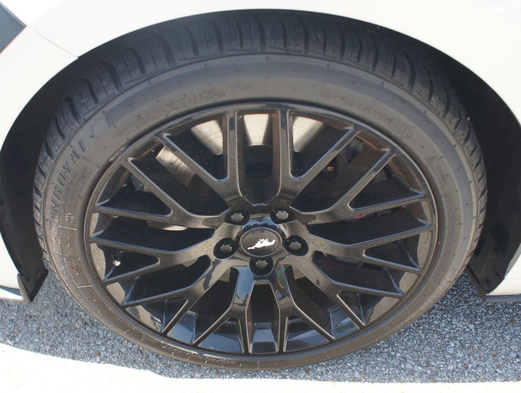 Used 2015 Ford Mustang GT Premium w/ GT Performance Package RWD image 22