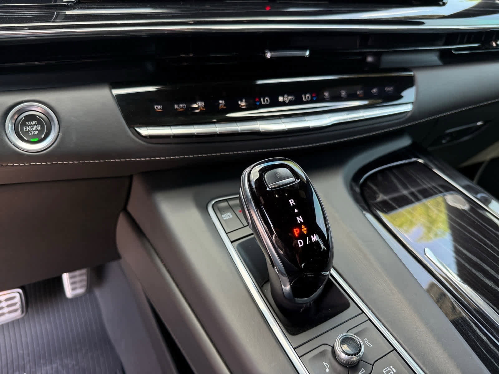 Used 2023 Cadillac Escalade V AWD/4WD image 22