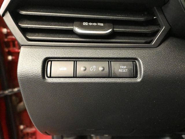 Used 2019 Nissan Altima 2.0 SR FWD image 30