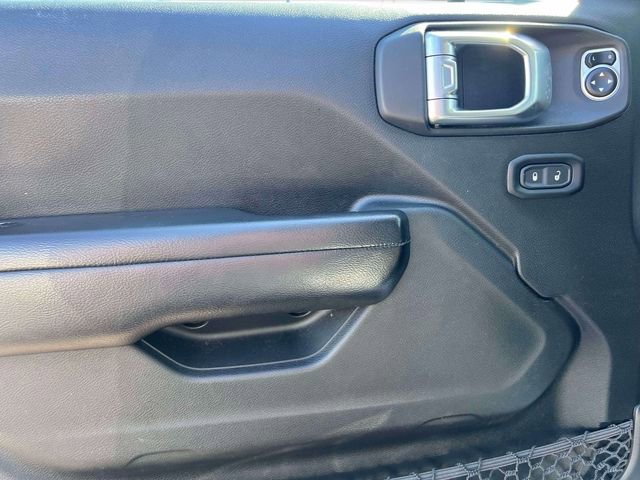 Used 2020 Jeep Gladiator Sport w/ Quick Order Package 24S image 17