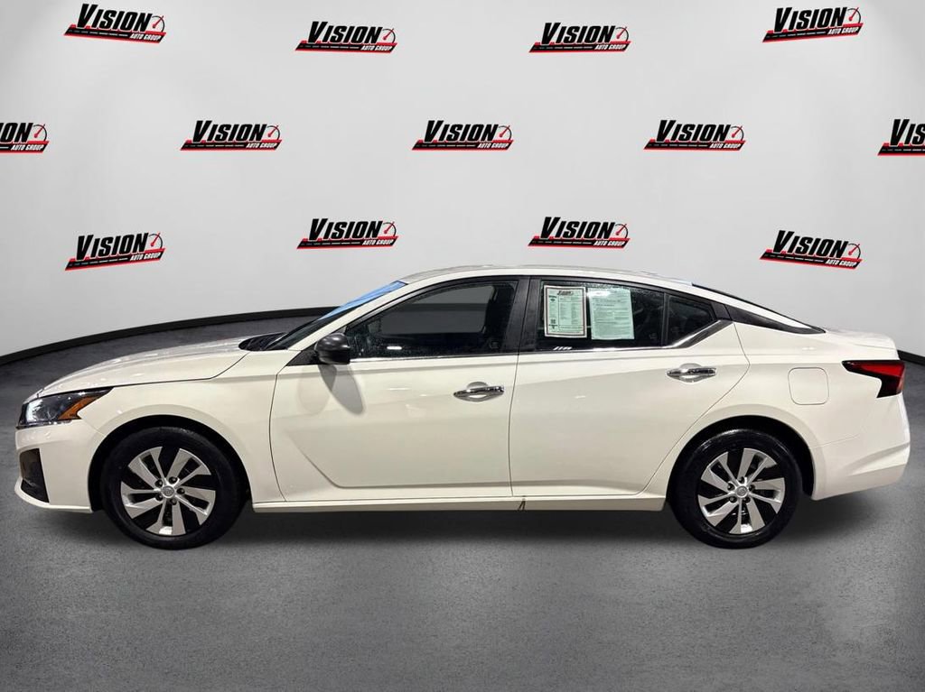 Certified 2025 Nissan Altima 2.5 S image 8