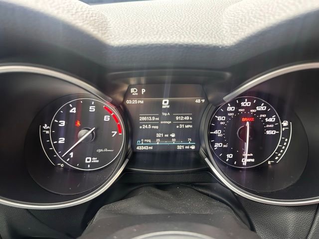 Used 2022 Alfa Romeo Stelvio Veloce AWD/4WD image 14