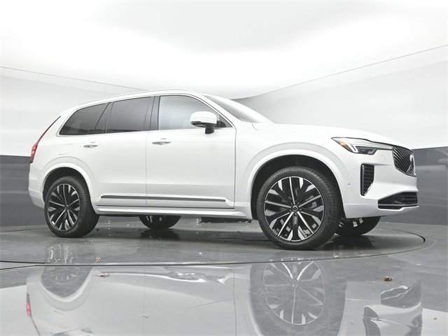 New 2026 Volvo XC90 B6 Plus w/ Protection Package Premier image 38