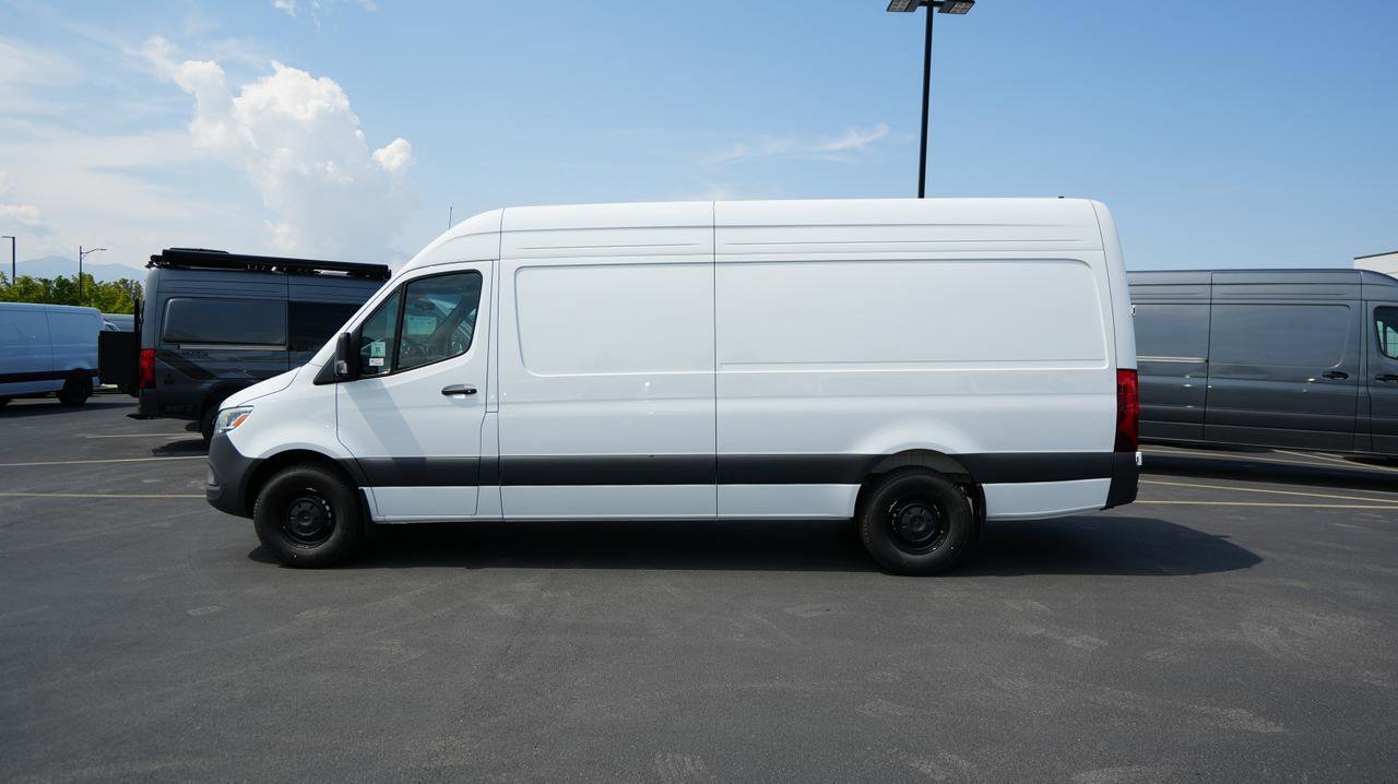 New 2025 Mercedes-Benz Sprinter 2500 image 4