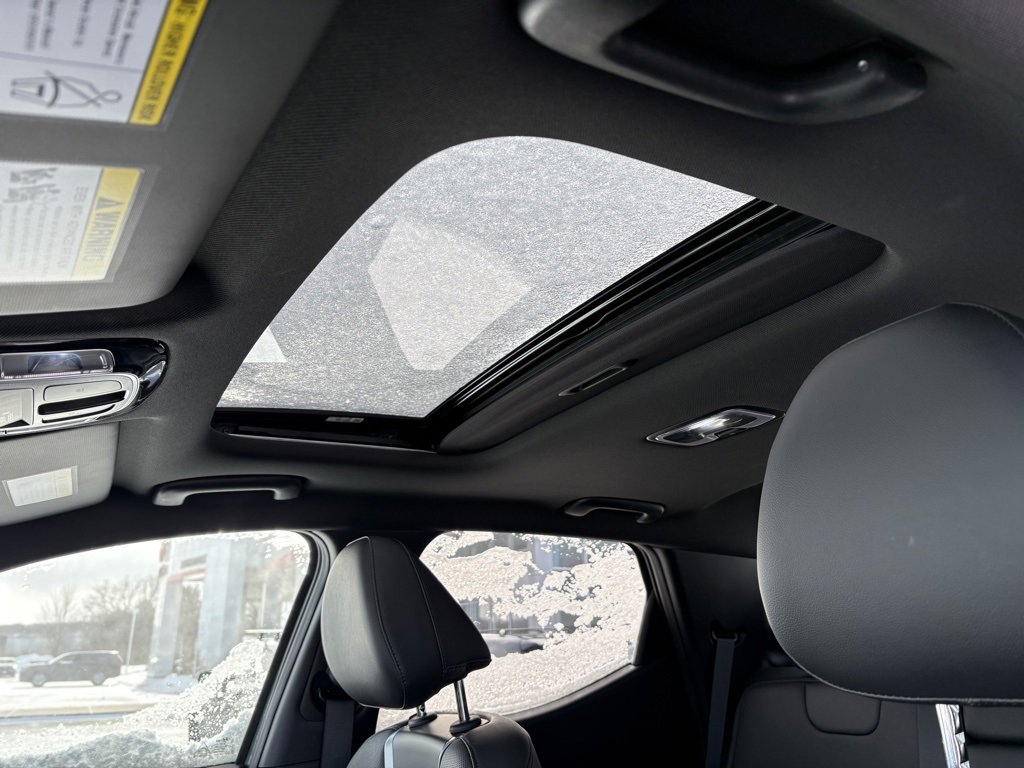 Used 2024 Hyundai Santa Cruz Limited image 16