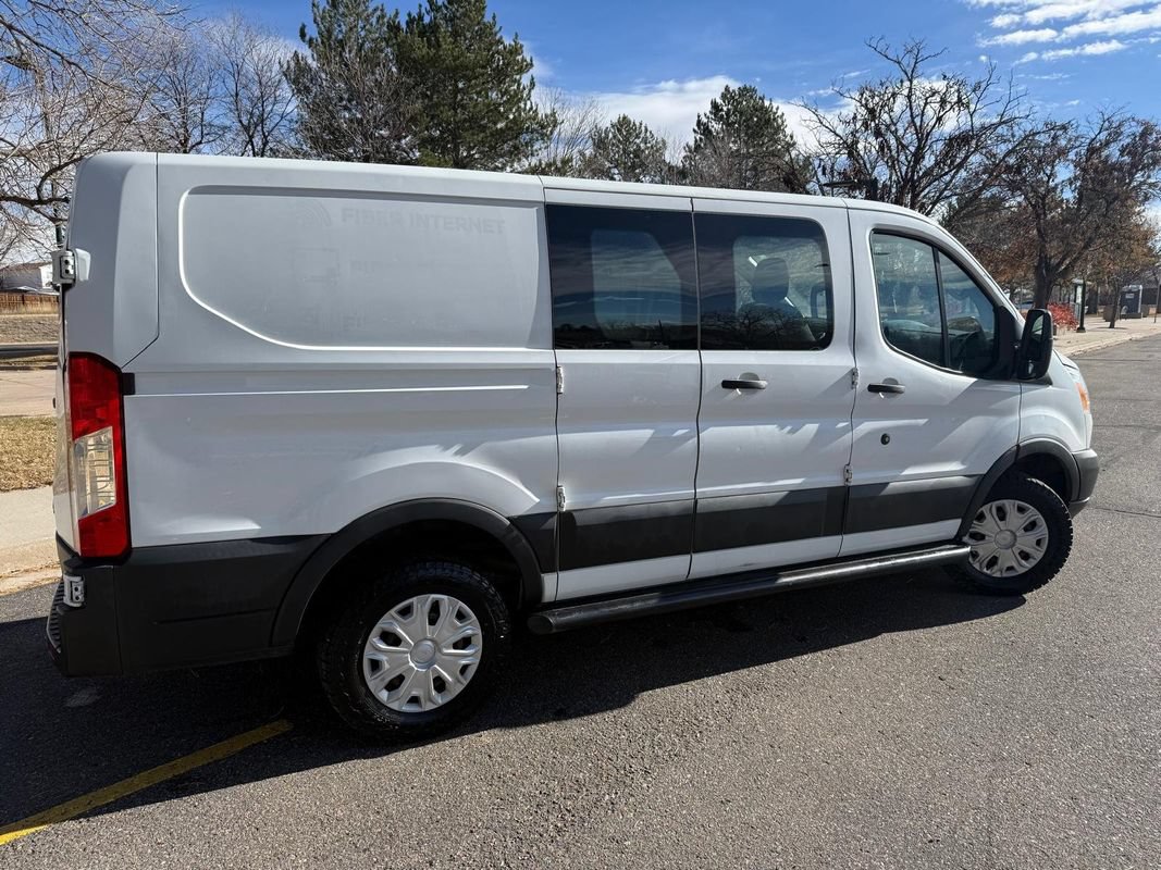 Used 2017 Ford Transit 250 130 Low Roof w/ Exterior Upgrade Package RWD image 4