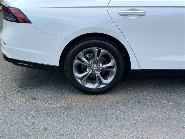 Used 2024 Honda Accord EX-L image 10