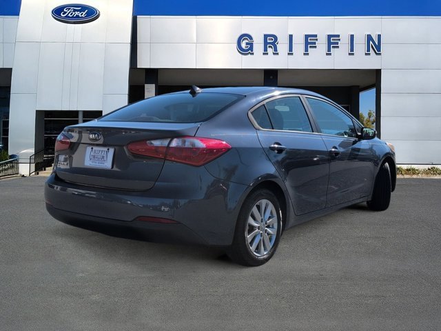 Used 2016 Kia Forte LX w/ LX Popular Plus Package image 4