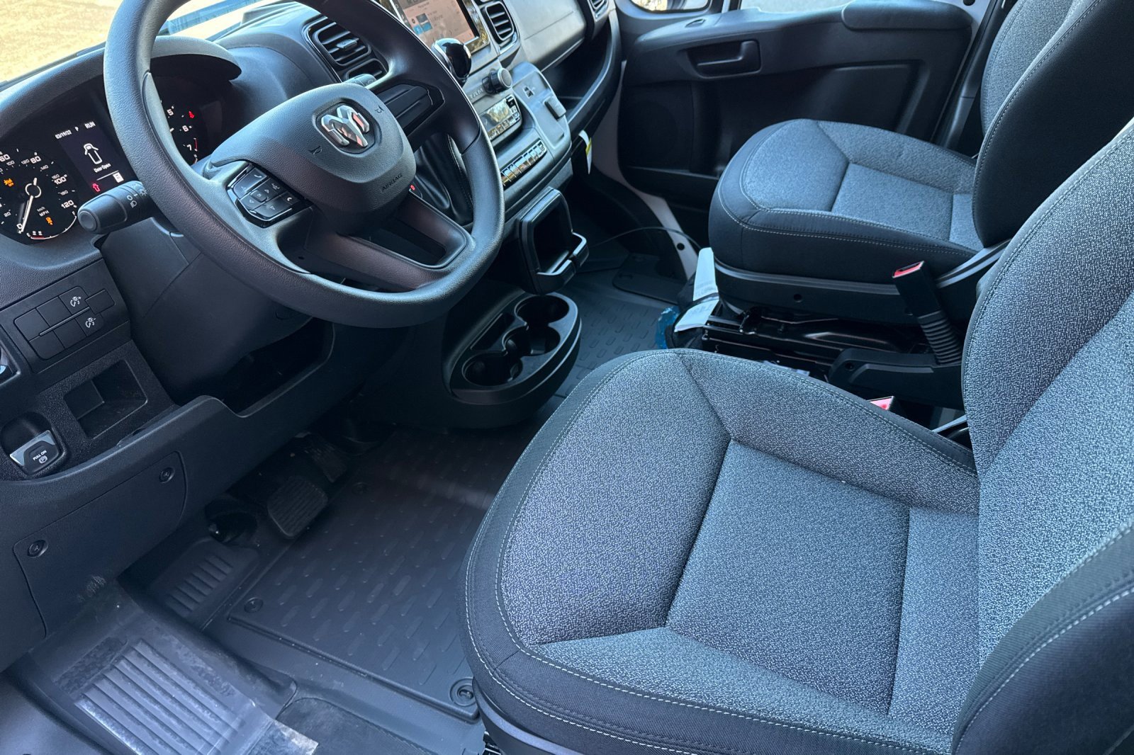 New 2026 RAM ProMaster 2500 image 9