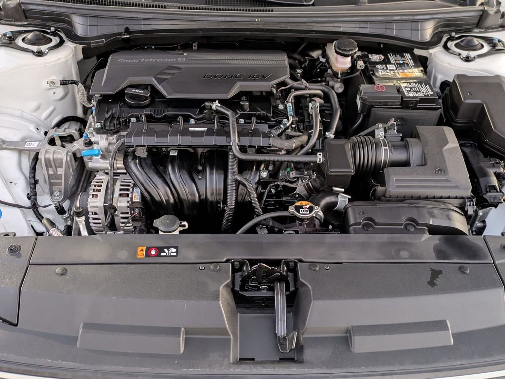 Used 2025 Kia K4 LXS image 30