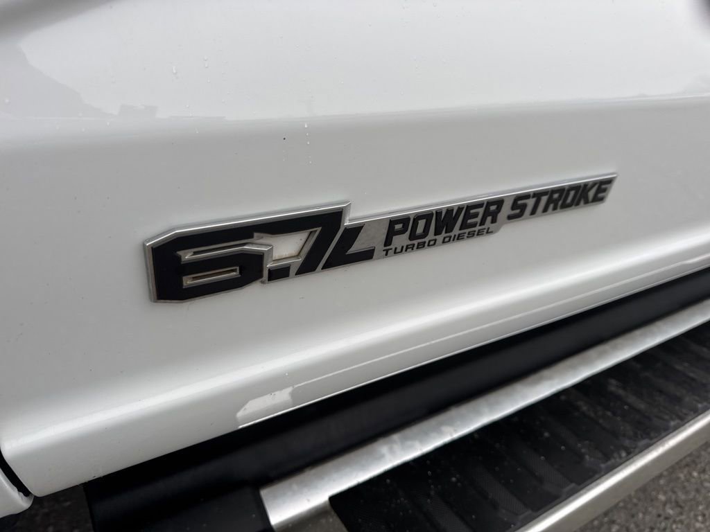 Used 2023 Ford F250 Lariat w/ Chrome Package image 37