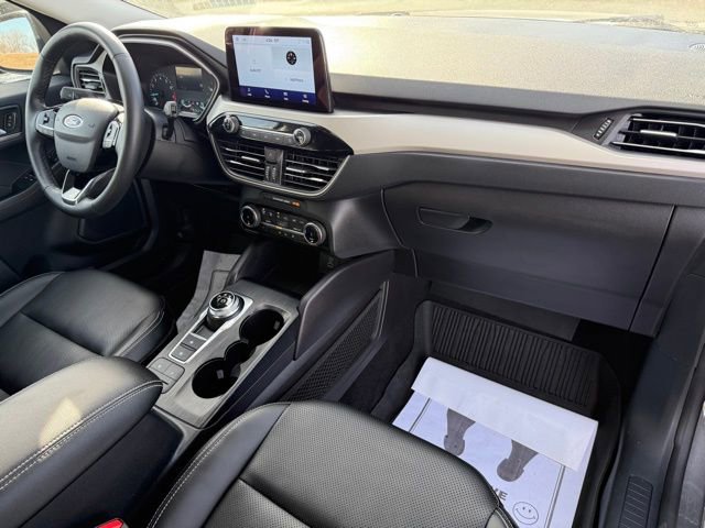 Used 2022 Ford Escape SEL image 19