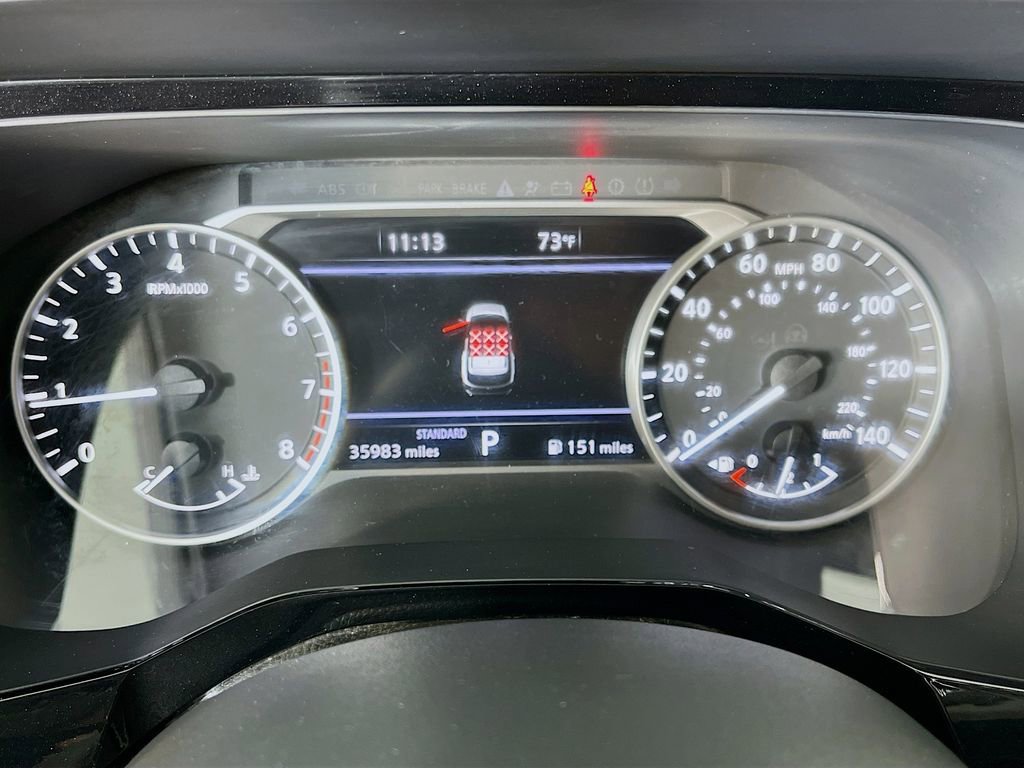 Used 2023 Nissan Pathfinder SL w/ Lighting Package (N92) FWD image 18
