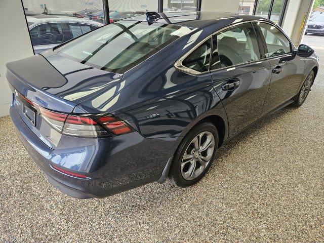 Used 2024 Honda Accord EX image 2