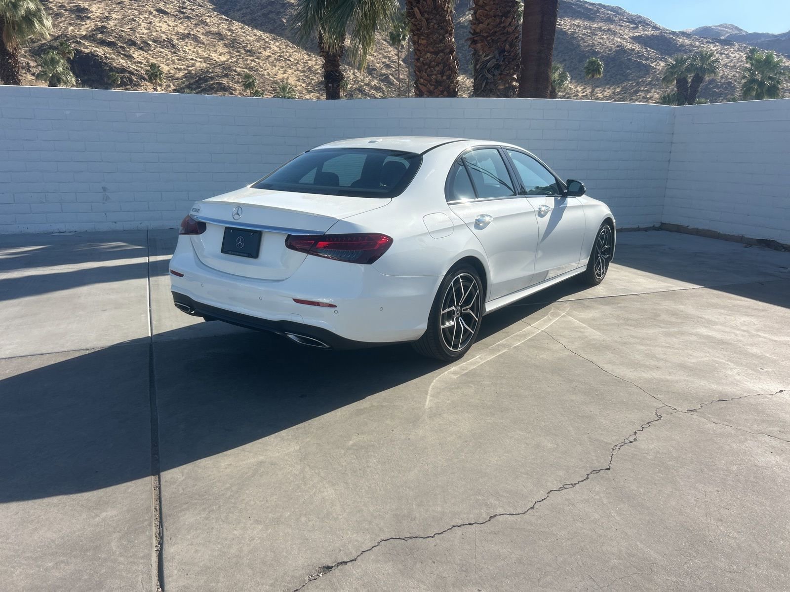 Used 2022 Mercedes-Benz E 350 Sedan image 5