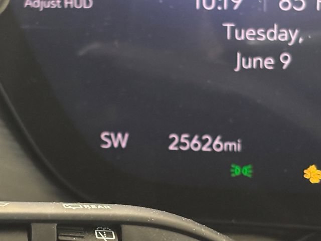 Used 2024 Buick Envision Avenir AWD/4WD image 36
