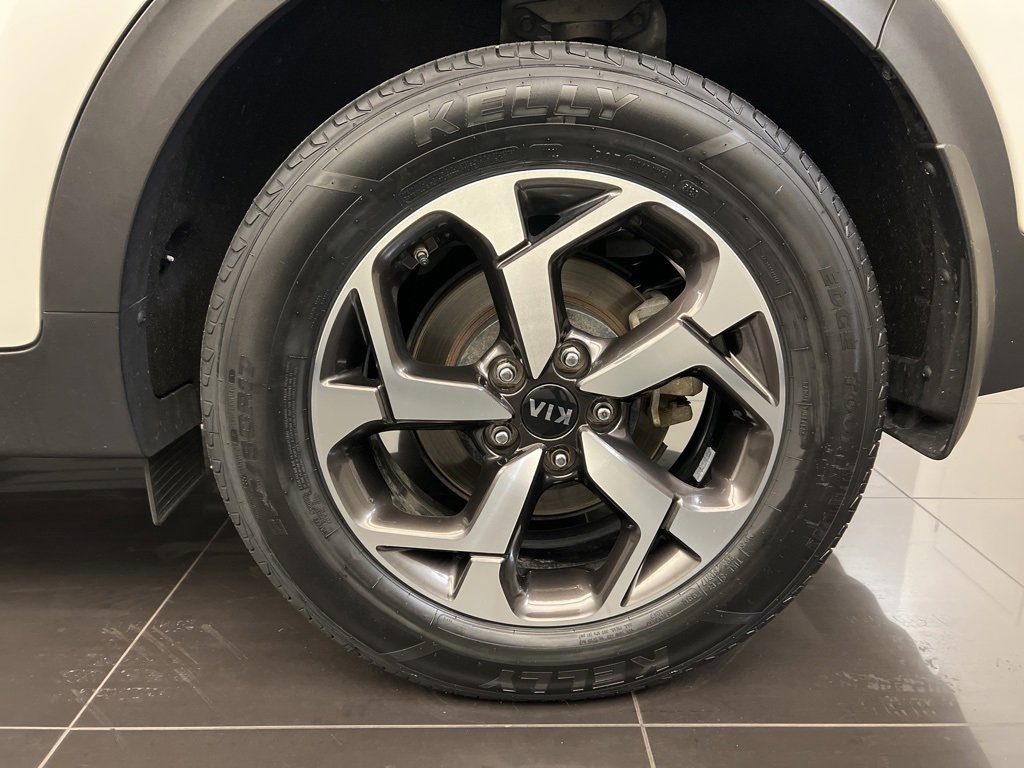 Used 2021 Kia Sportage LX image 7