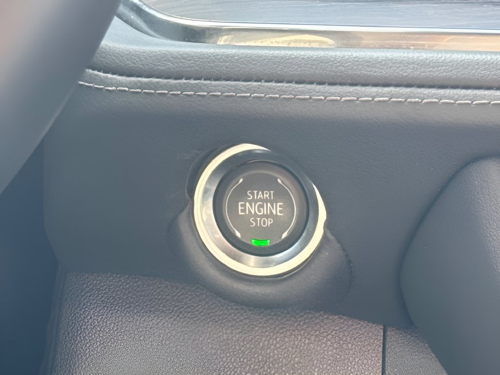 Used 2025 Chevrolet Tahoe LT AWD/4WD image 19