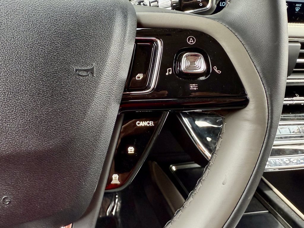 New 2025 Lincoln Corsair Grand Touring AWD/4WD image 28